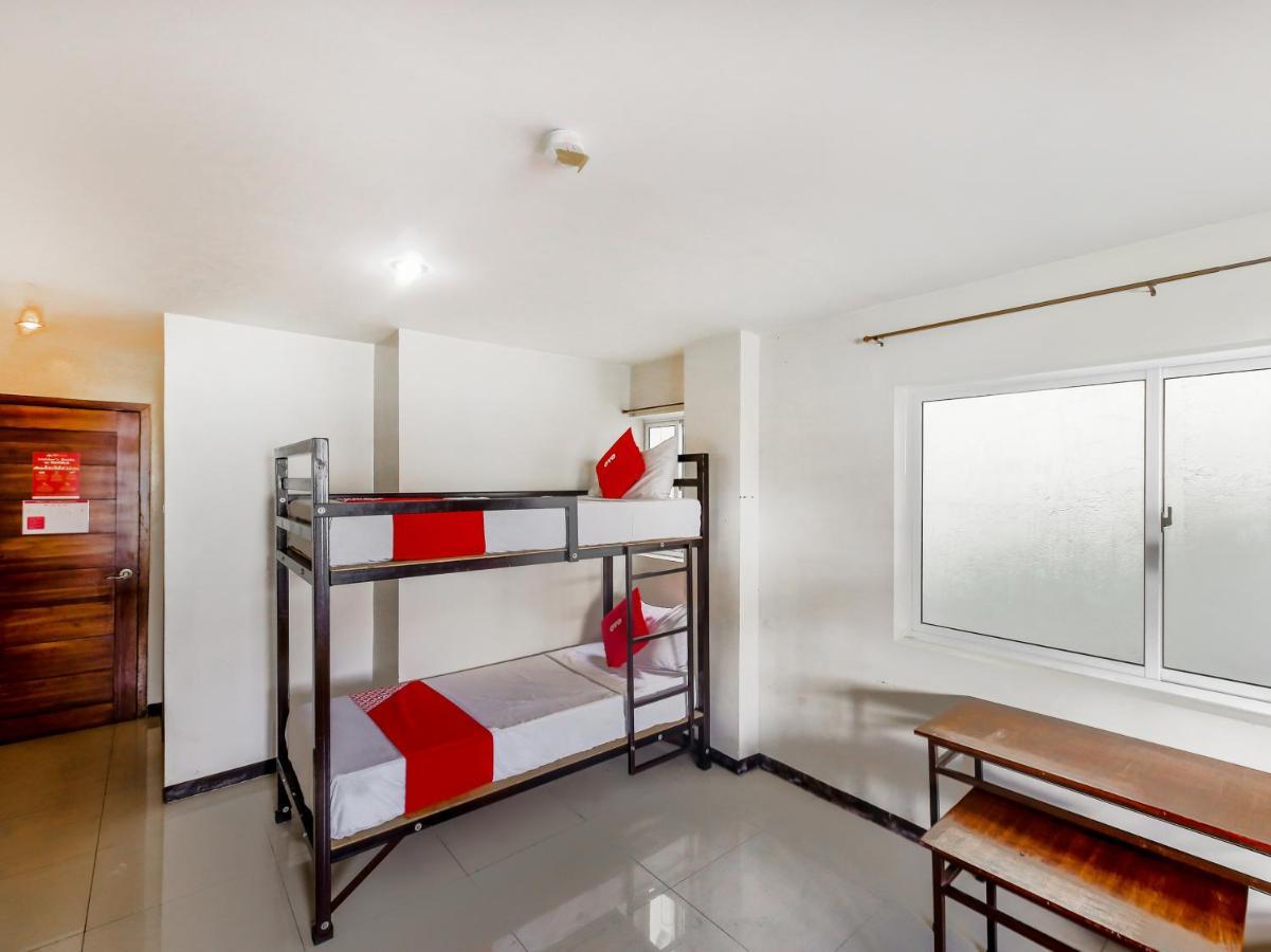 Oyo 842 City Smiles Apartelle San Juan  Exterior photo